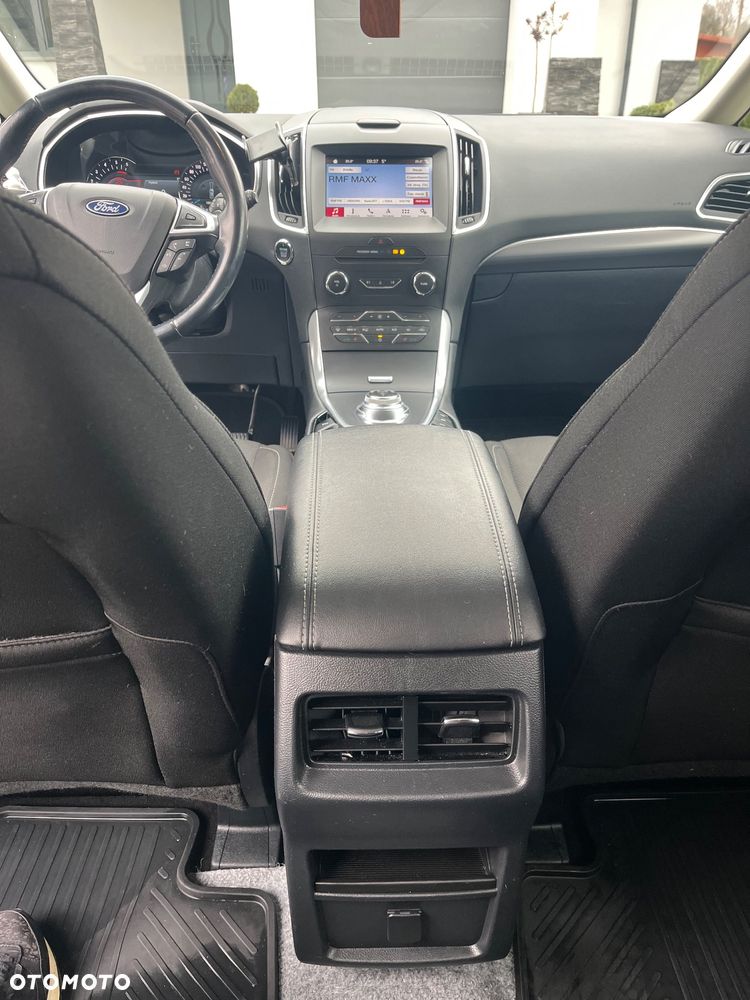 Ford S-Max 2.0 EcoBlue Titanium - 11