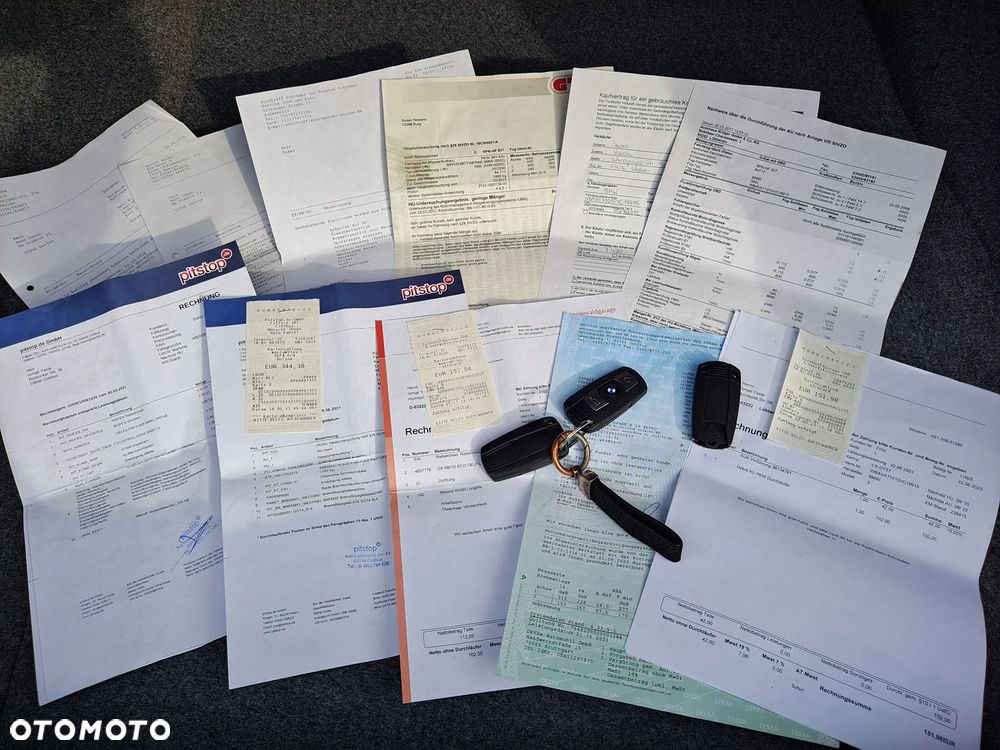 BMW Seria 3 320i - 30