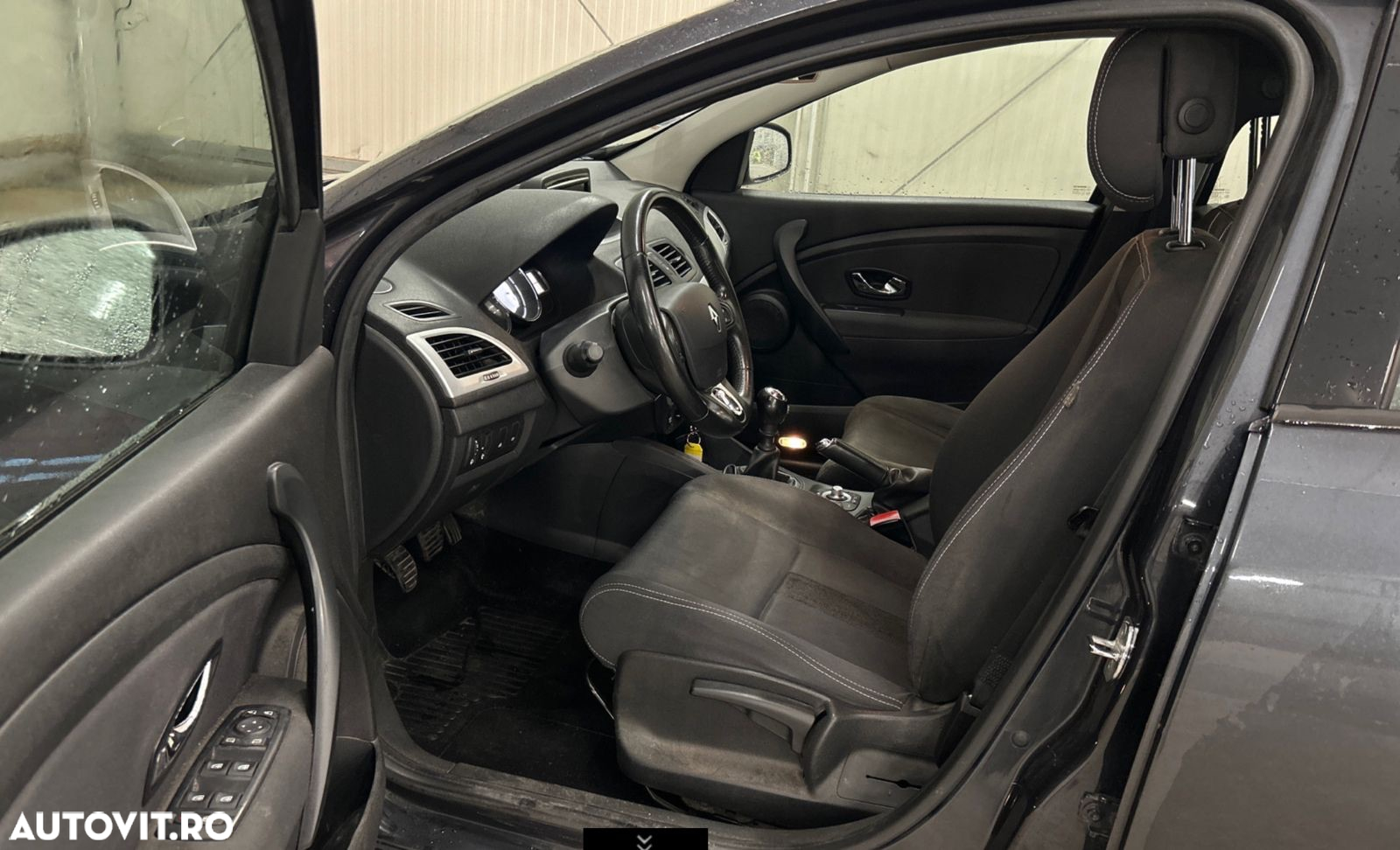 Renault Megane 1.5 dCi Dynamique - 8