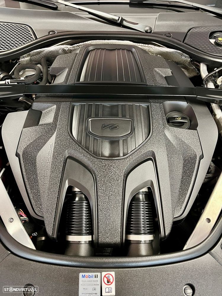 Porsche Panamera 4S E-Hybrid - 32