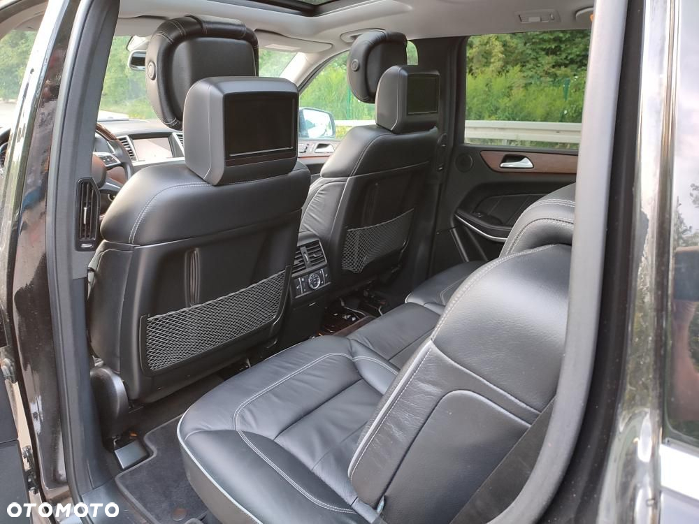 Mercedes-Benz GL 500 4-Matic - 26