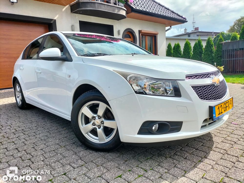 Chevrolet Cruze 1.6 LT+