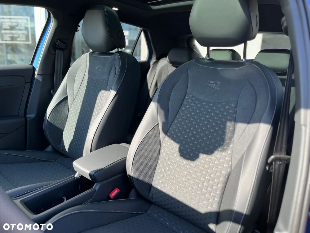 Volkswagen T-Roc 1.5 eTSI OPF DSG R-Line - 13