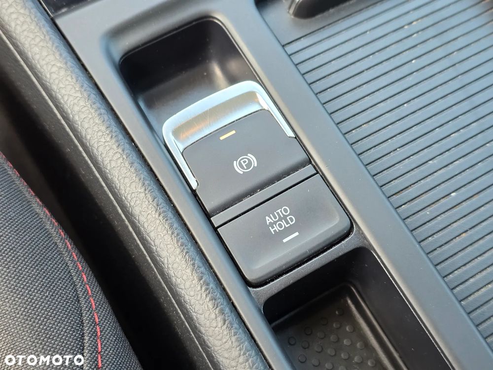 Volkswagen Golf 2.0 TDI BMT Highline DSG - 37