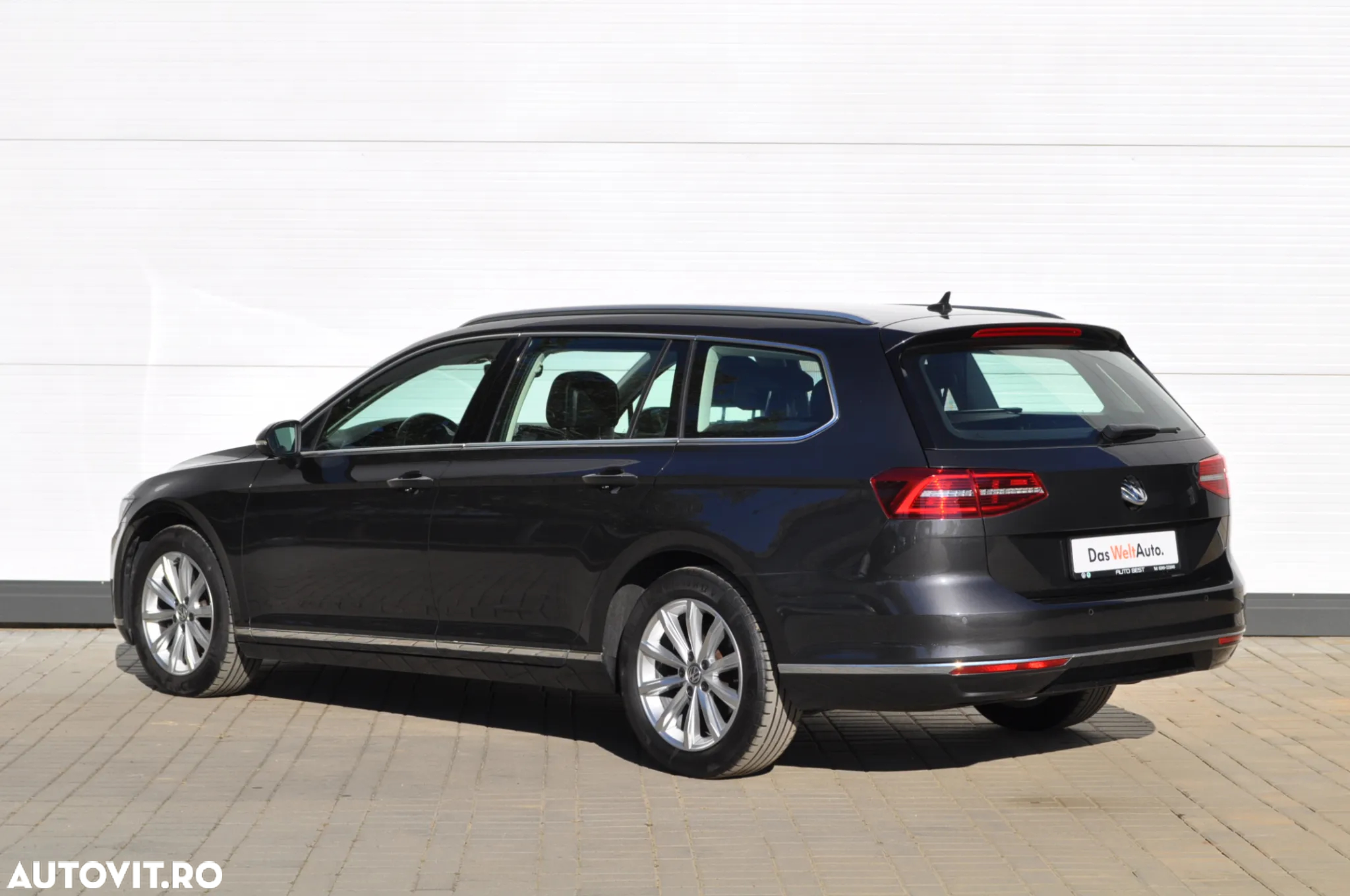 Volkswagen Passat Variant 2.0 TDI SCR DSG Highline - 3