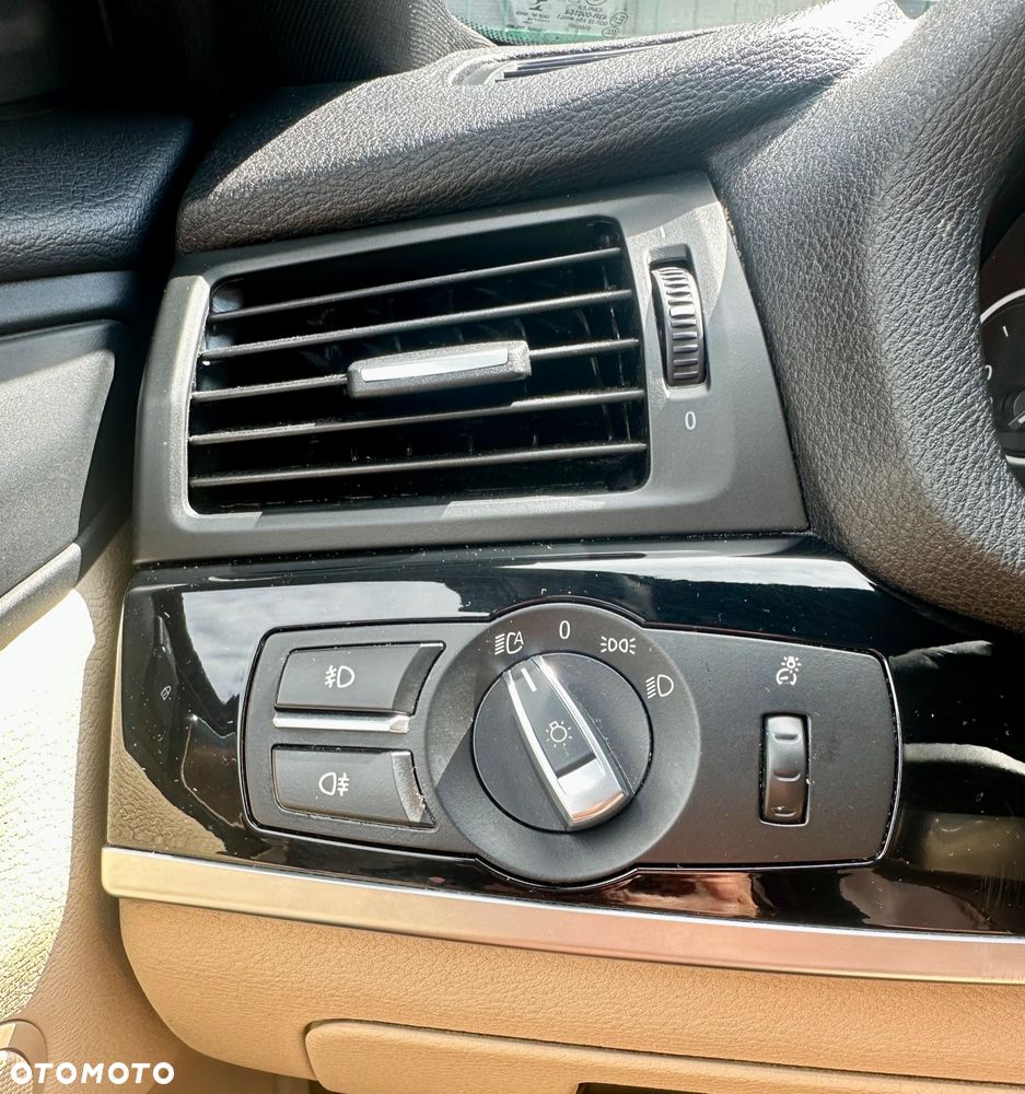 BMW X4 xDrive20i - 11