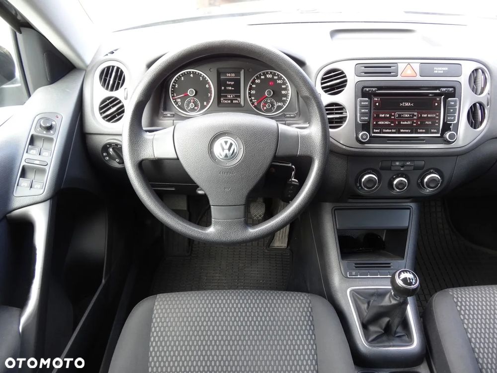 Volkswagen Tiguan - 19