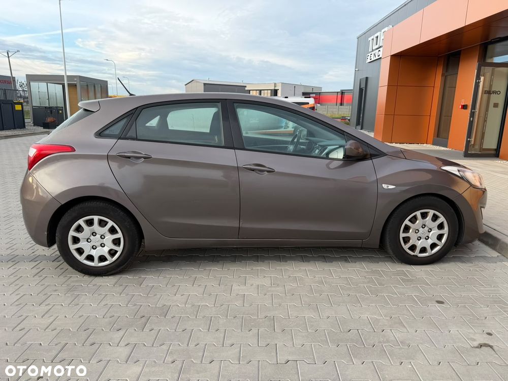 Hyundai i30 1.6 CRDI Trend - 7