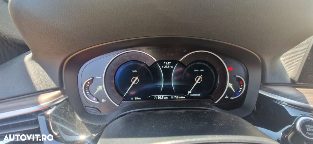 BMW Seria 5 530d xDrive Touring Aut. Sport Line - 8