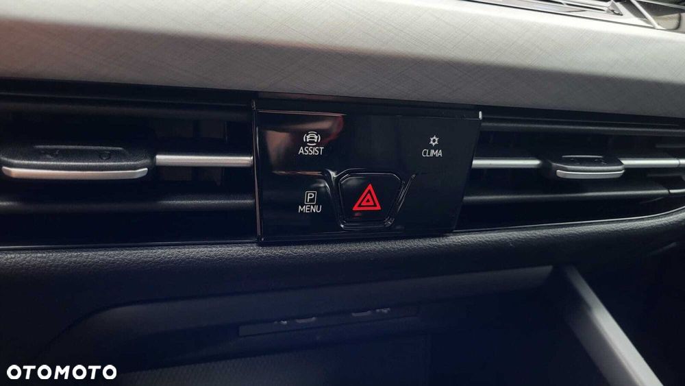 Volkswagen Golf Variant - 21