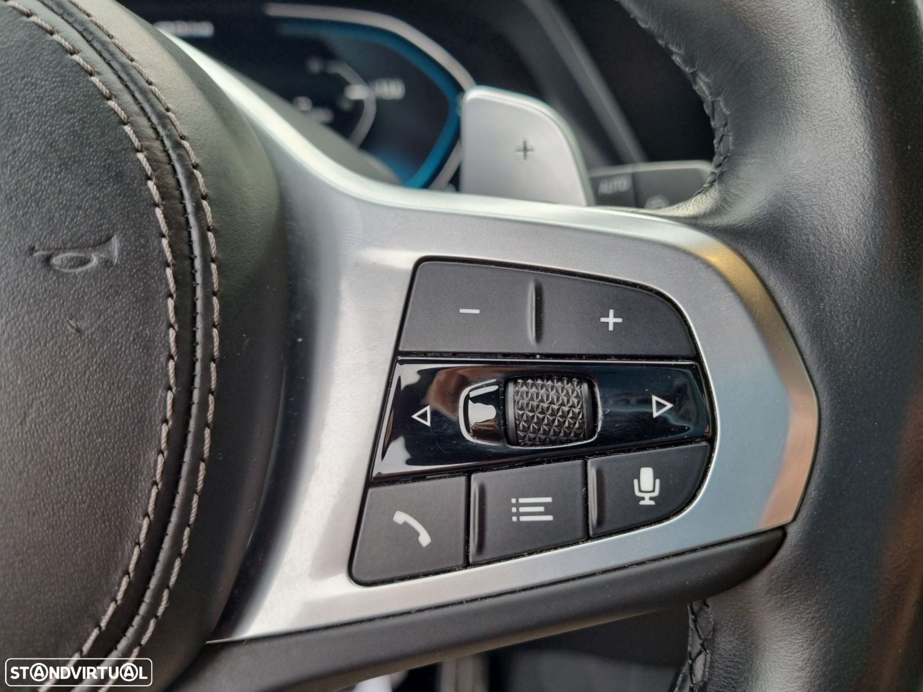 BMW X5 45 e xDrive Pack M - 16