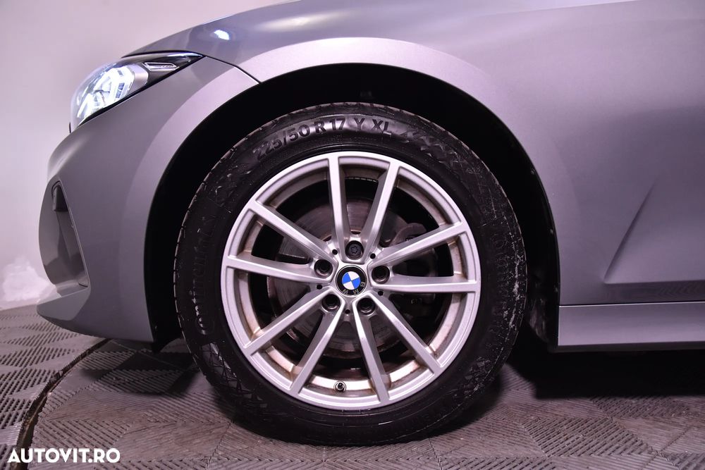 BMW Seria 3 320d Touring xDrive Aut. - 13