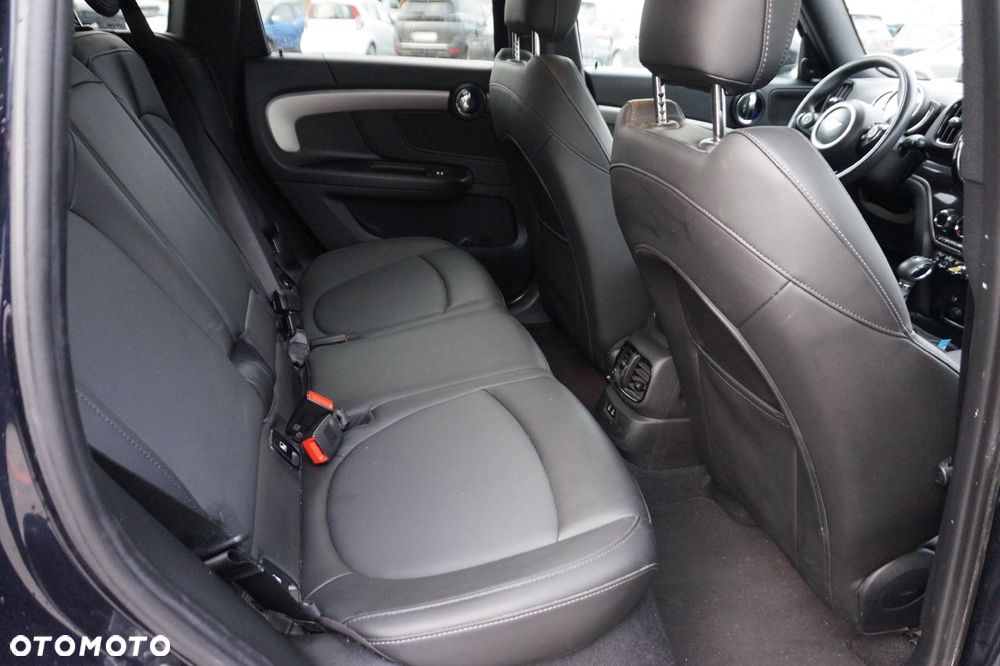 MINI Countryman - 25