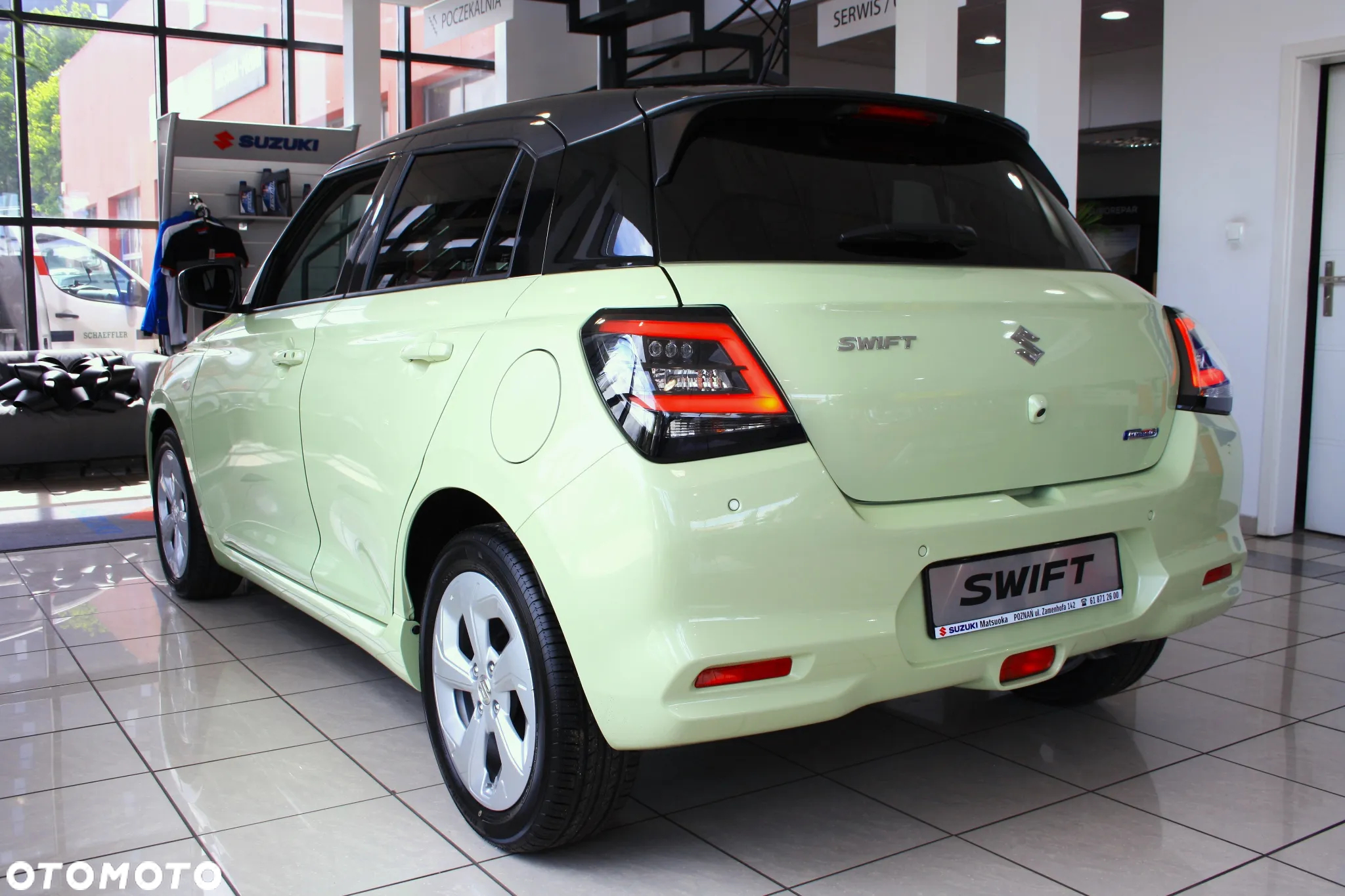 Suzuki Swift 1.2 Dualjet SHVS Premium Plus CVT - 8