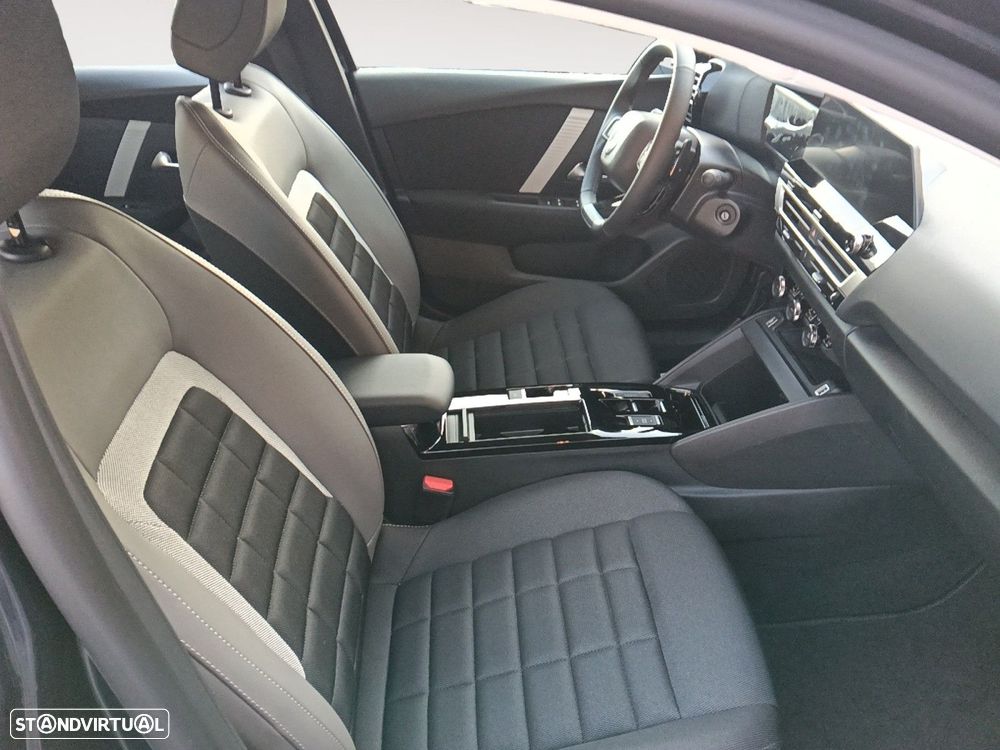 Citroën C4 1.2 PureTech Plus EAT8 - 14