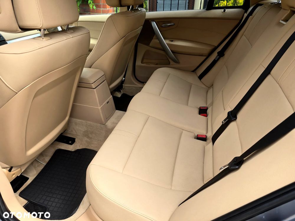 BMW X3 2.0d - 8
