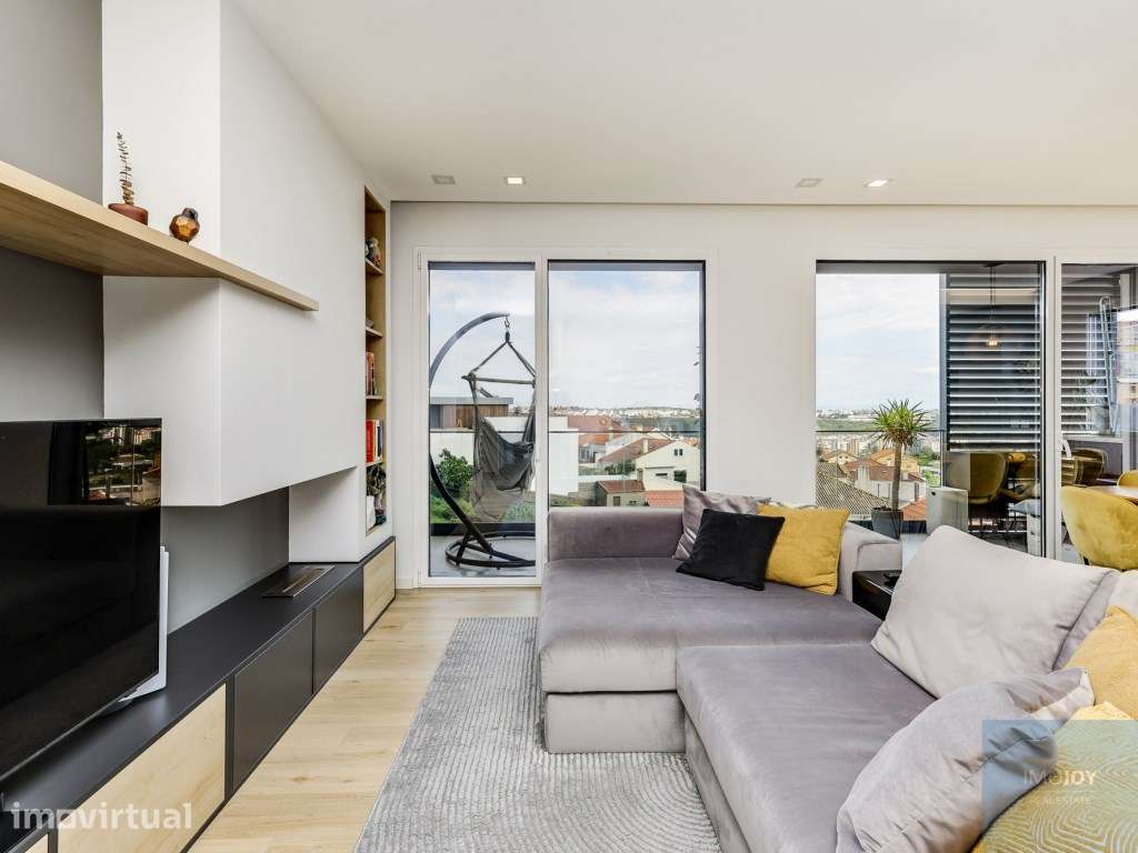 Apartamento T2 para Arrendamento em Santo António dos Cavaleiros - Grande imagem: 3/35