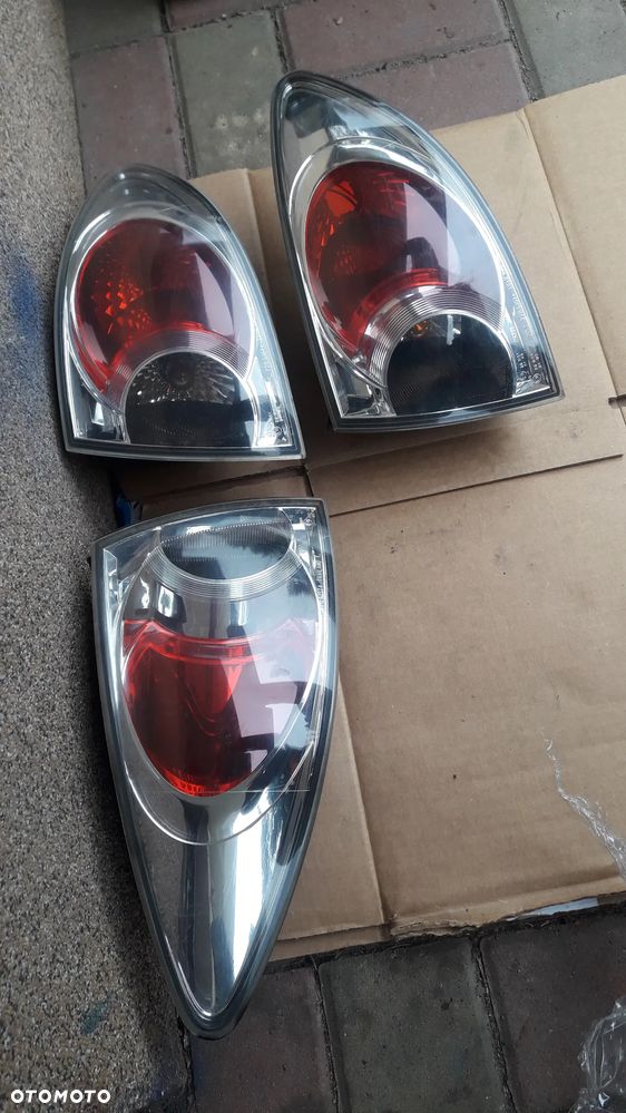 Mazda 6 02-07 GG sedan HB  lampa tylna tył  lewa prawa w błotniku - 5