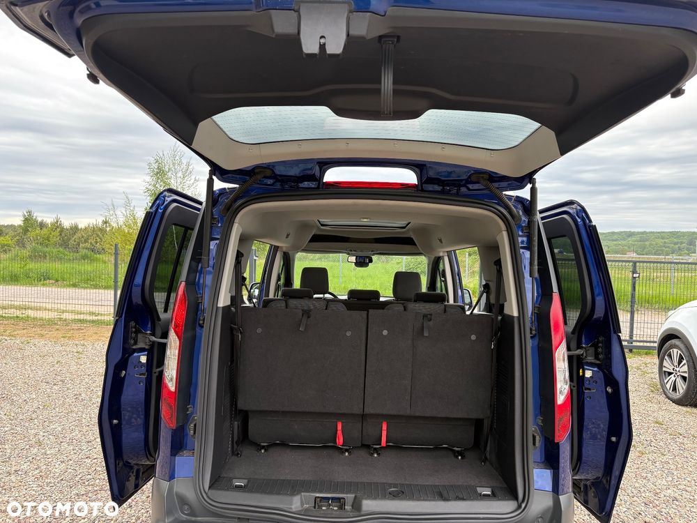Ford Tourneo Connect Grand - 10