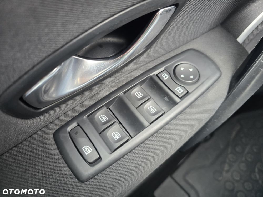 Renault Megane 1.4 16V TCE Privilege - 36