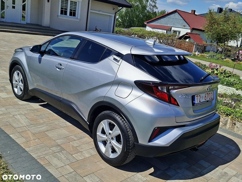 Toyota C-HR - 6