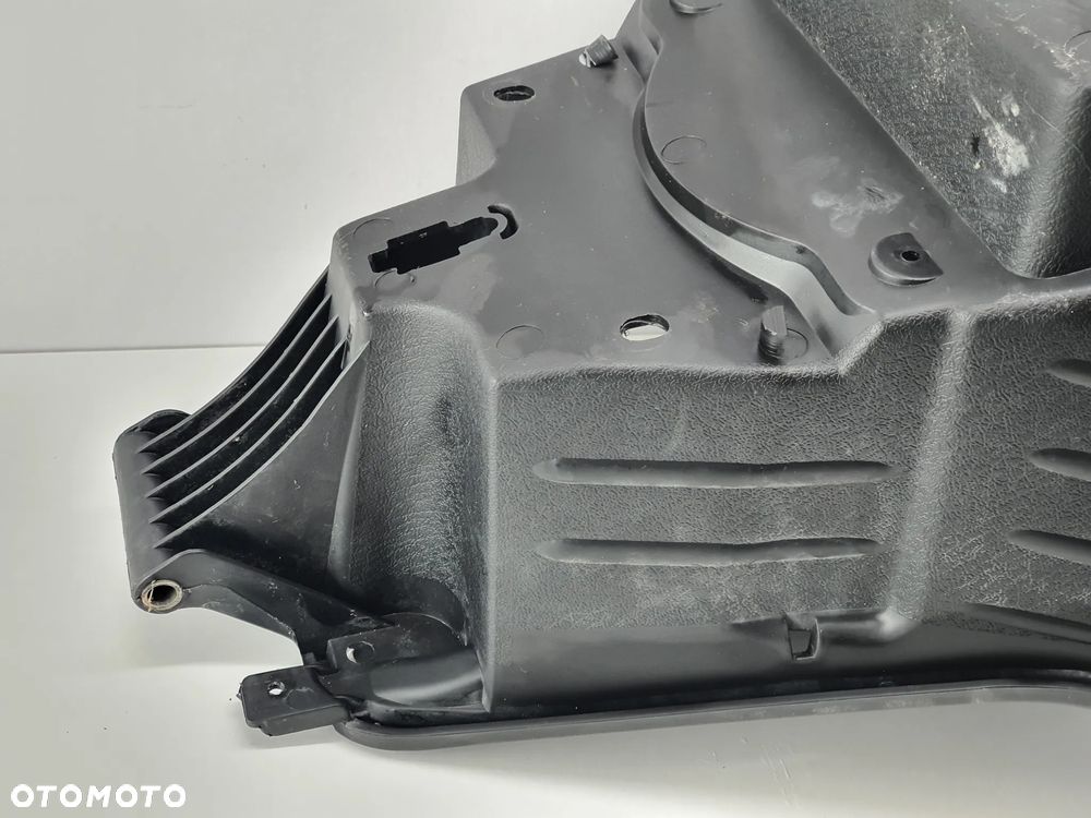 SCHOWEK KUFER  PEUGEOT E-VIVACITY - 13