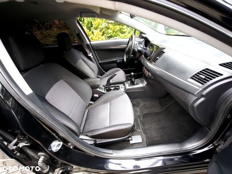 Mitsubishi Lancer 1.8 Instyle NAVI - 29