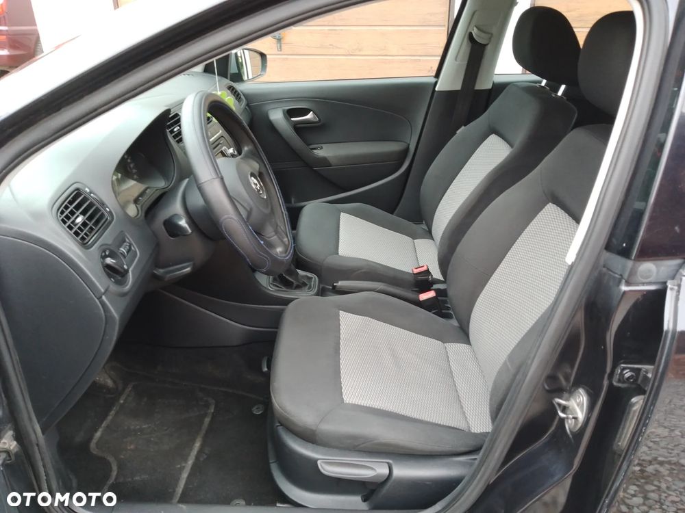 Volkswagen Polo - 9