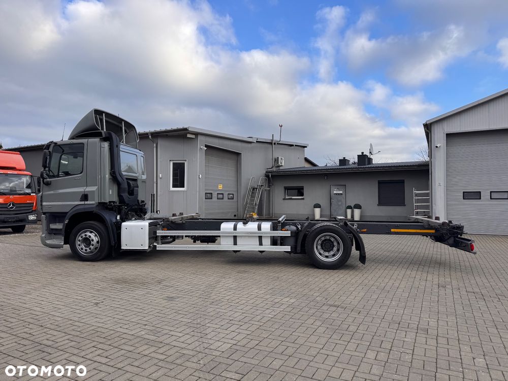 DAF CF 400 FA Rama BDF 7,90m SDG - 17