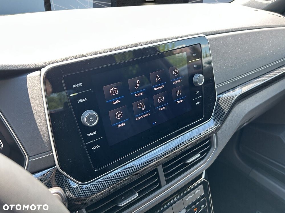 Volkswagen T-Cross - 19
