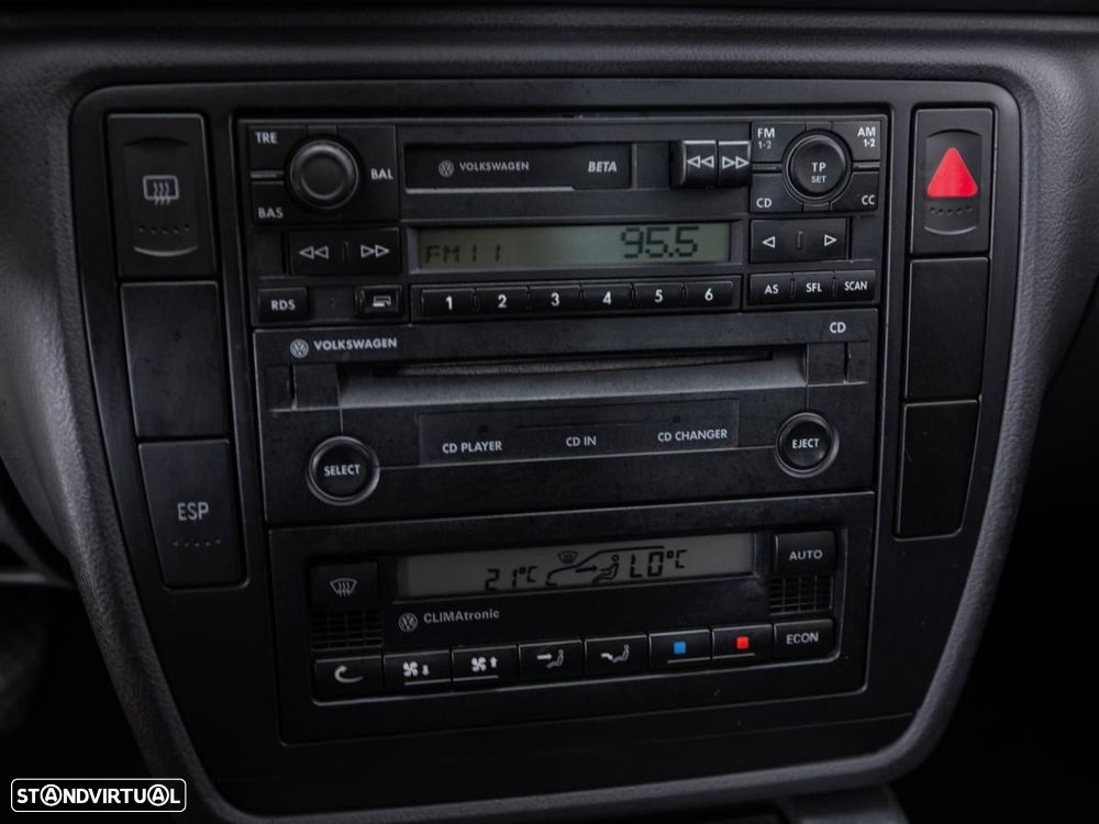 VW Passat Variant - 15