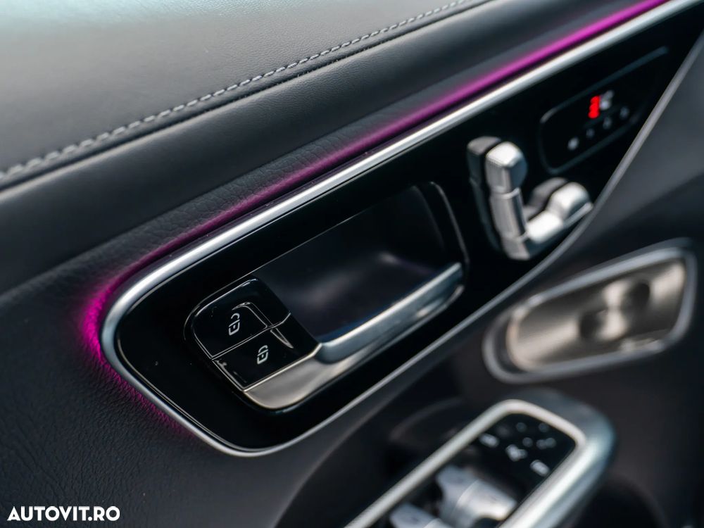 Mercedes-Benz GLC 300 e 4Matic 9G-TRONIC Edition Avantgarde - 29