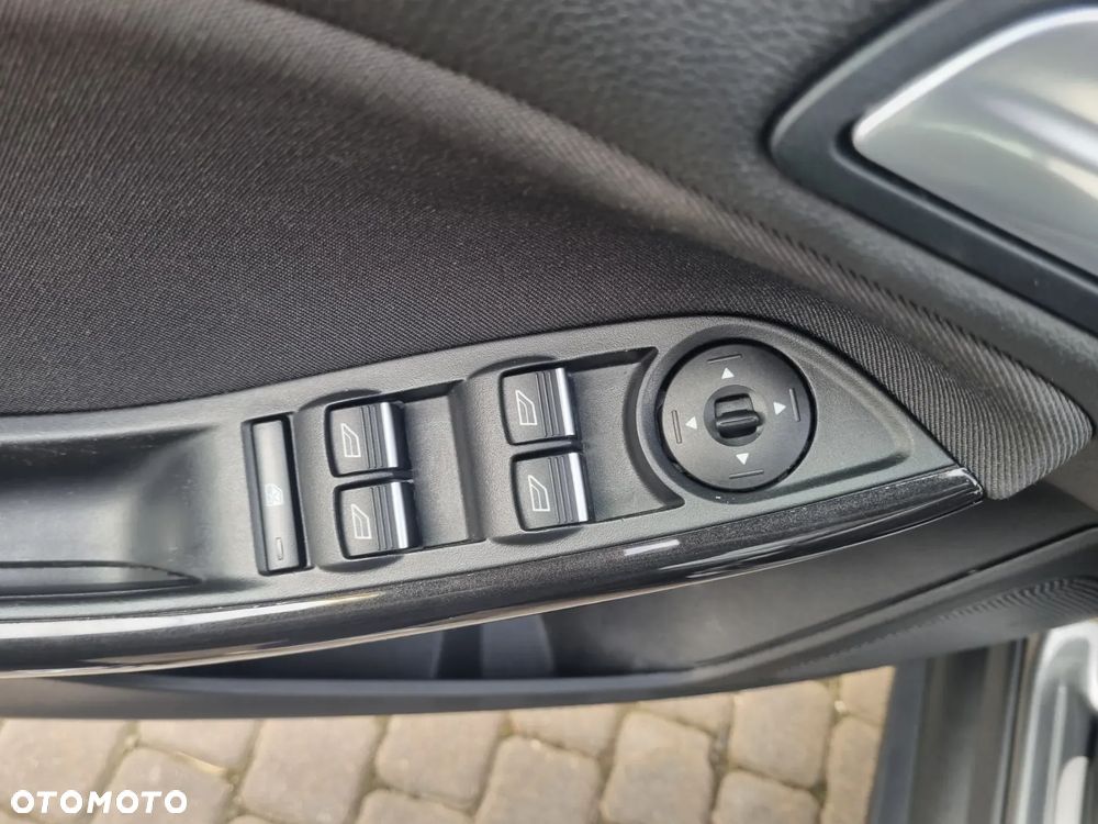 Ford Focus 1.0 EcoBoost 99g Titanium - 14