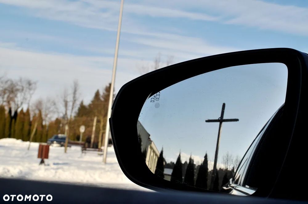 Peugeot 3008 1.5 BlueHDi GT Pack S&S EAT8 - 34