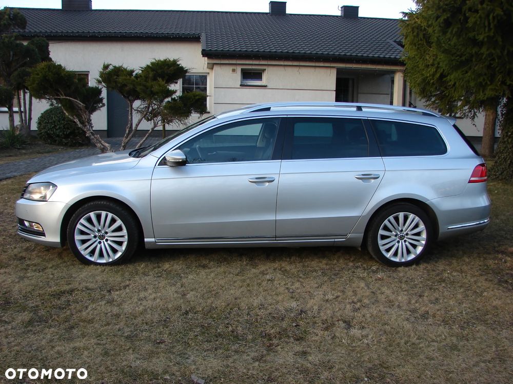 Volkswagen Passat - 13