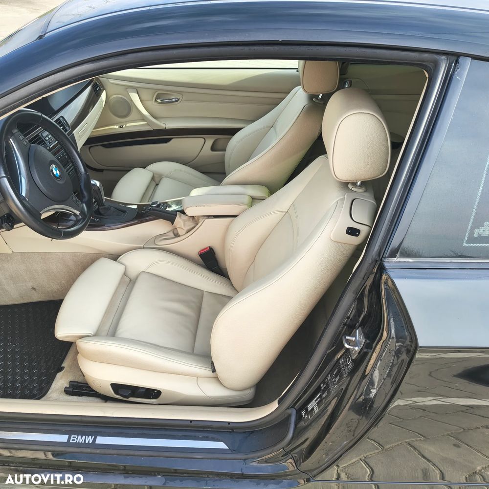 BMW Seria 3 335d Aut. Edition Exclusive - 23