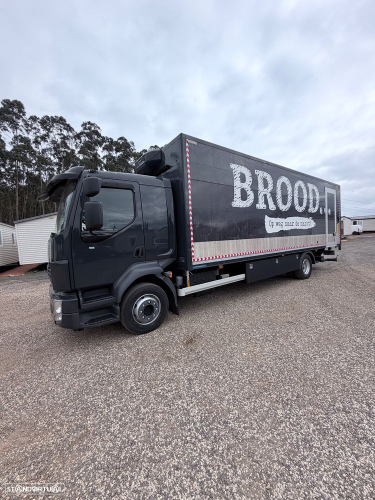 Volvo FL 240.12 11990 TONELADAS COM PLATAFORMA CAIXA - 43