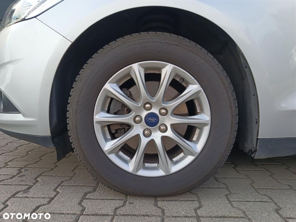 Ford Mondeo 2.0 TDCi Trend PowerShift - 11