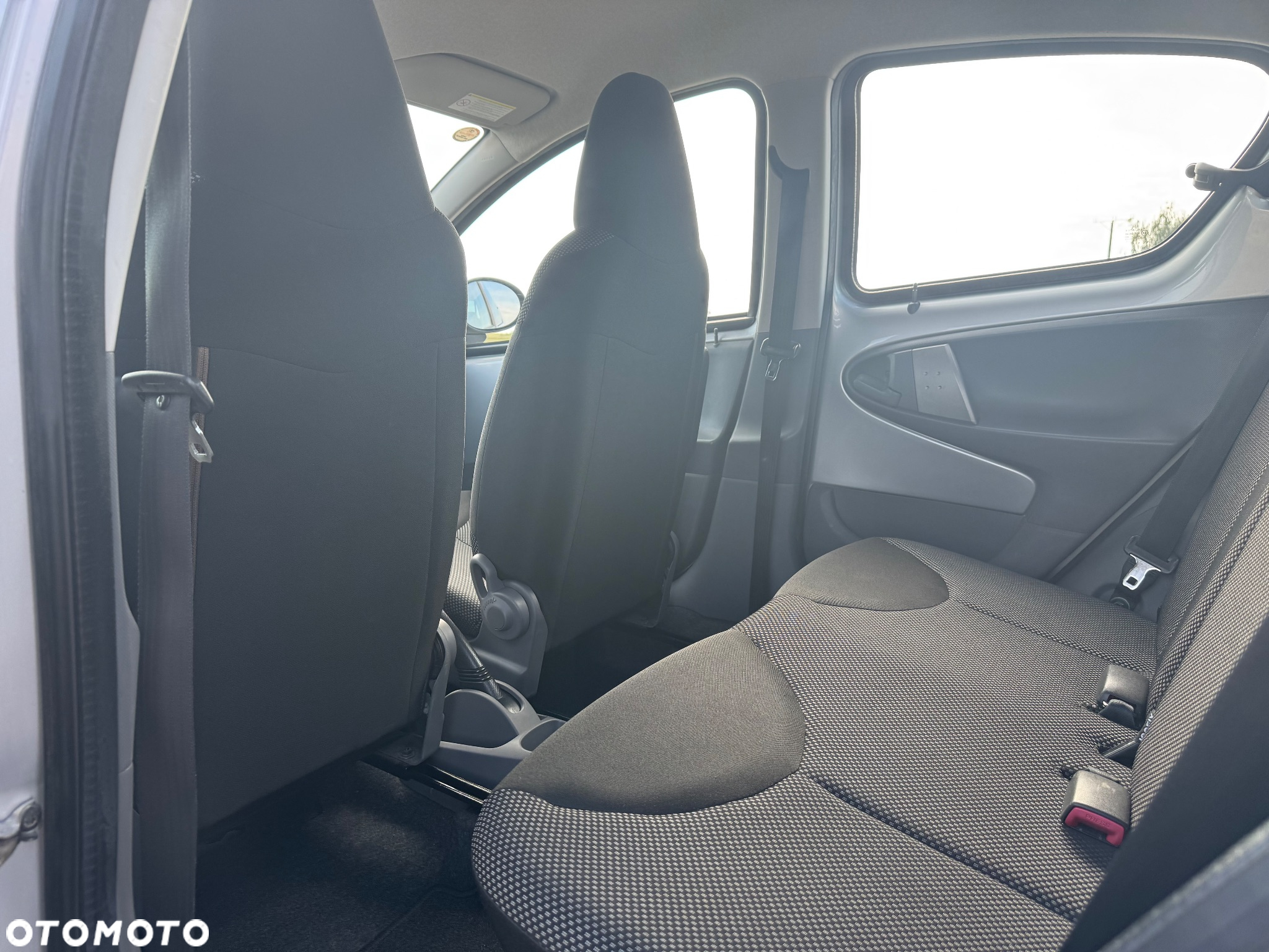 Toyota Aygo 1.0 VVT-i Luna MM A/C - 16