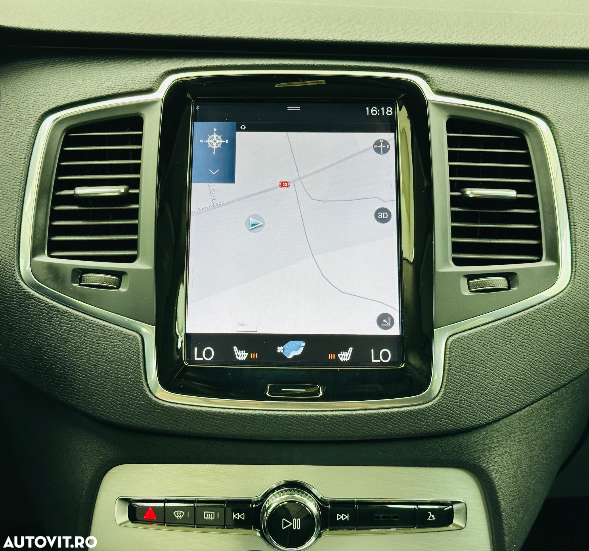 Volvo XC 90 D5 AWD Geartronic Momentum - 25