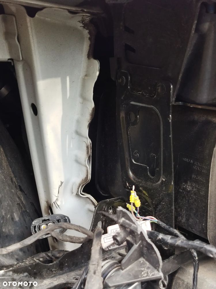 BMW Seria 3 318d - 12