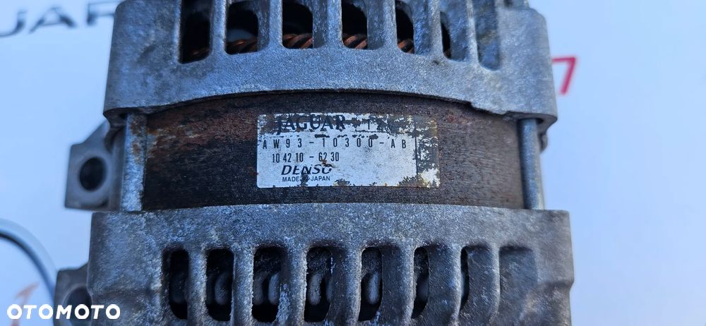 Jaguar XJ 351 3.0D 306DT alternator AW93-10300-AB DENSO - 3