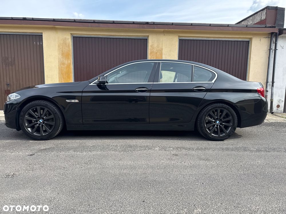 BMW Seria 5 530d xDrive - 4