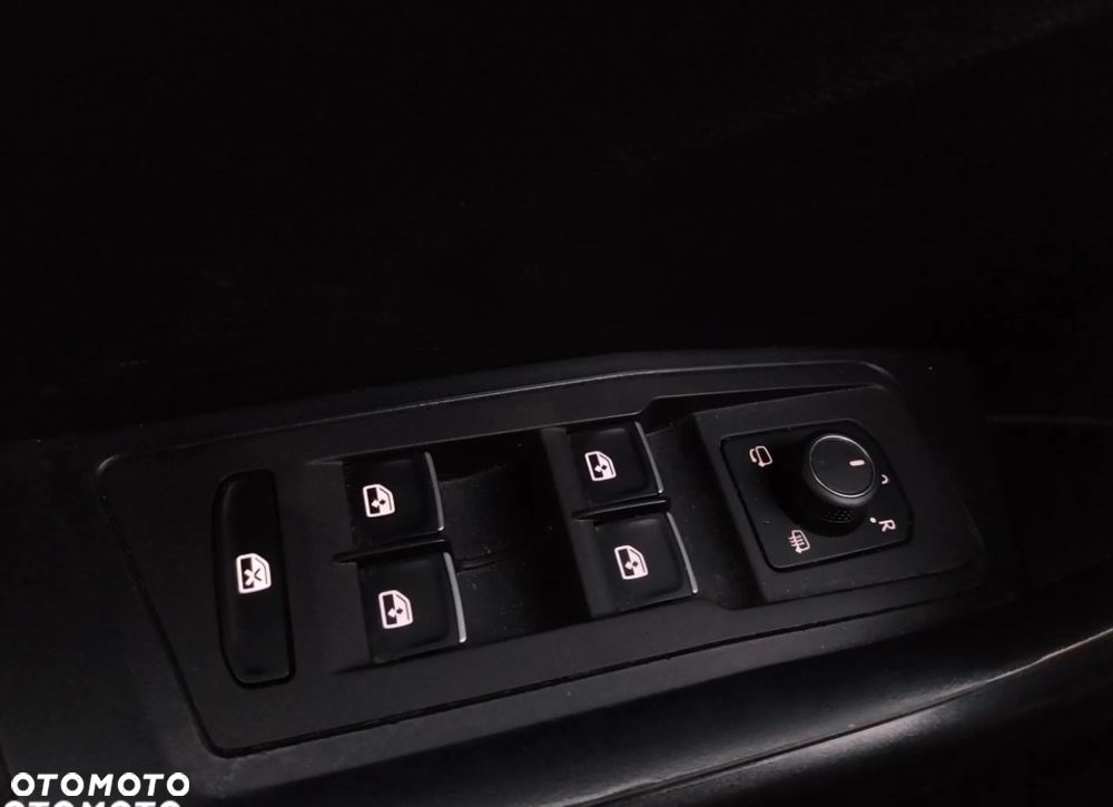 Volkswagen T-Roc 1.6 TDI SCR DPF Advance - 15