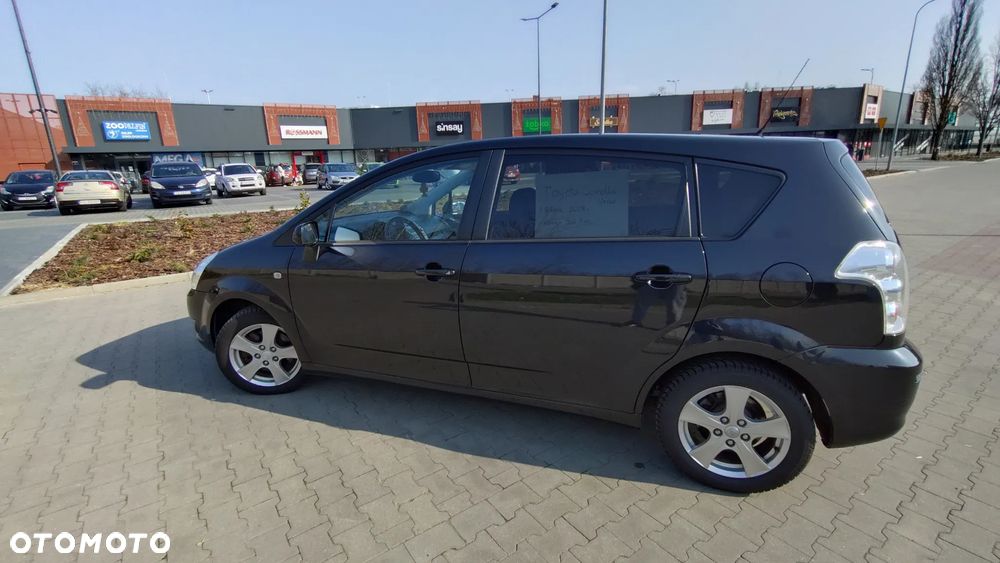 Toyota Corolla Verso - 21