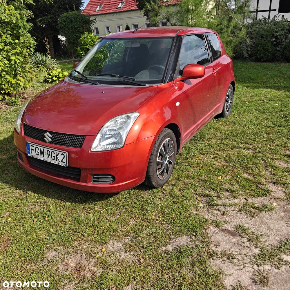 Suzuki Swift 1.3 Classic - 1