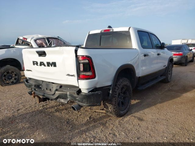 RAM 1500 5.7 Crew Cab Rebel - 4