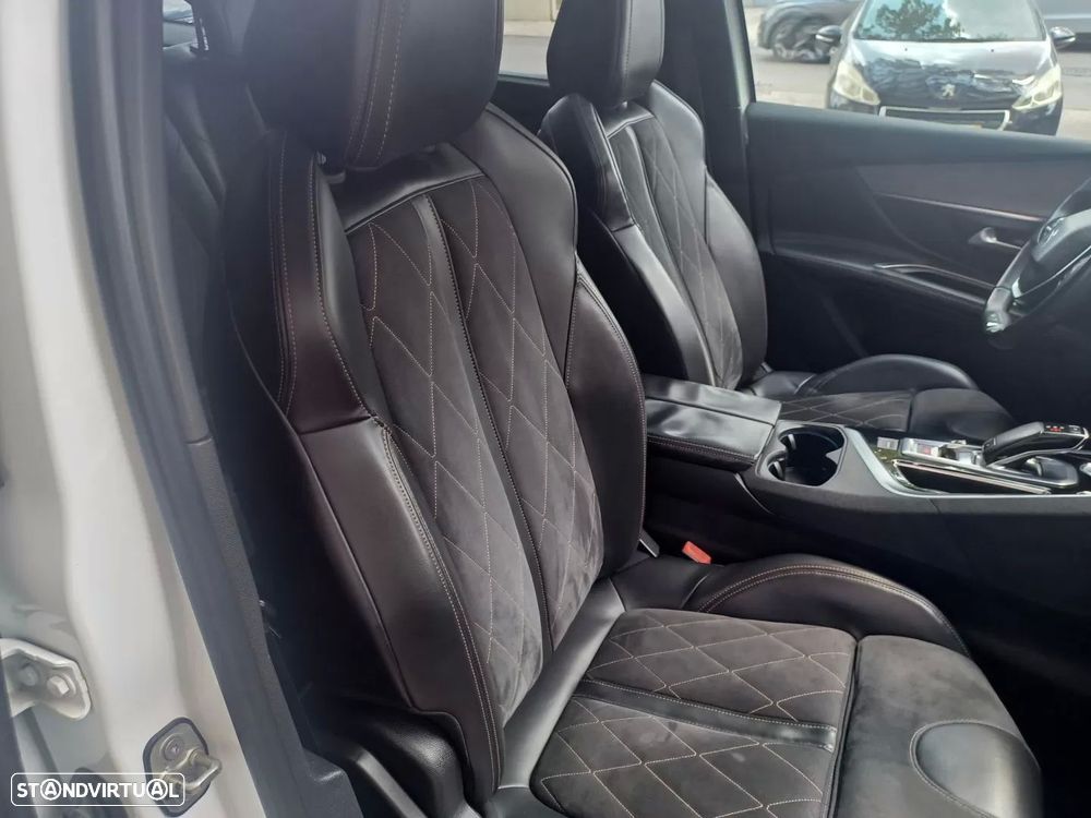 Peugeot 5008 2.0 BlueHDi GT EAT6 - 29