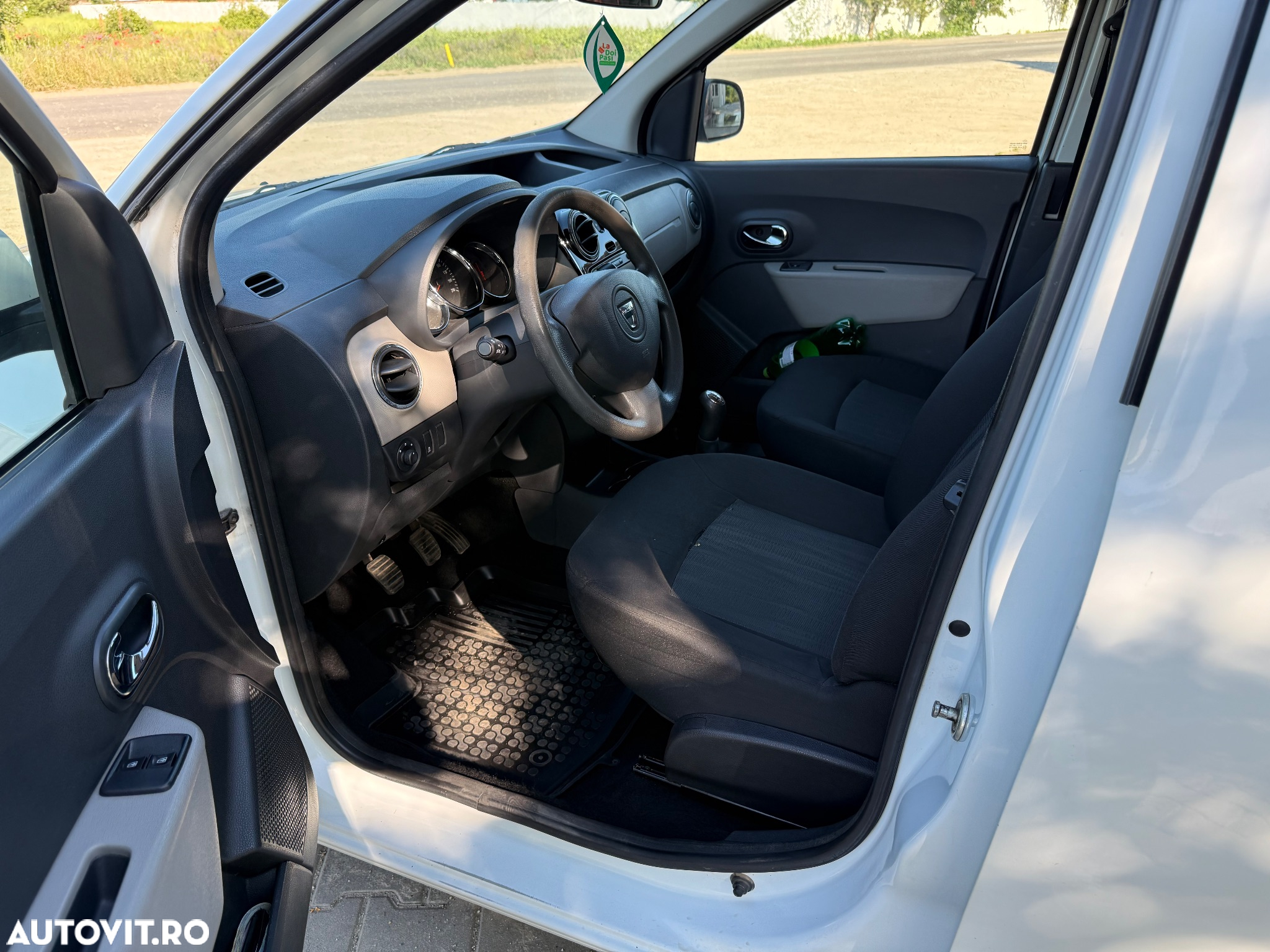 Dacia Dokker 1.5 Blue dCi Laureate - 8