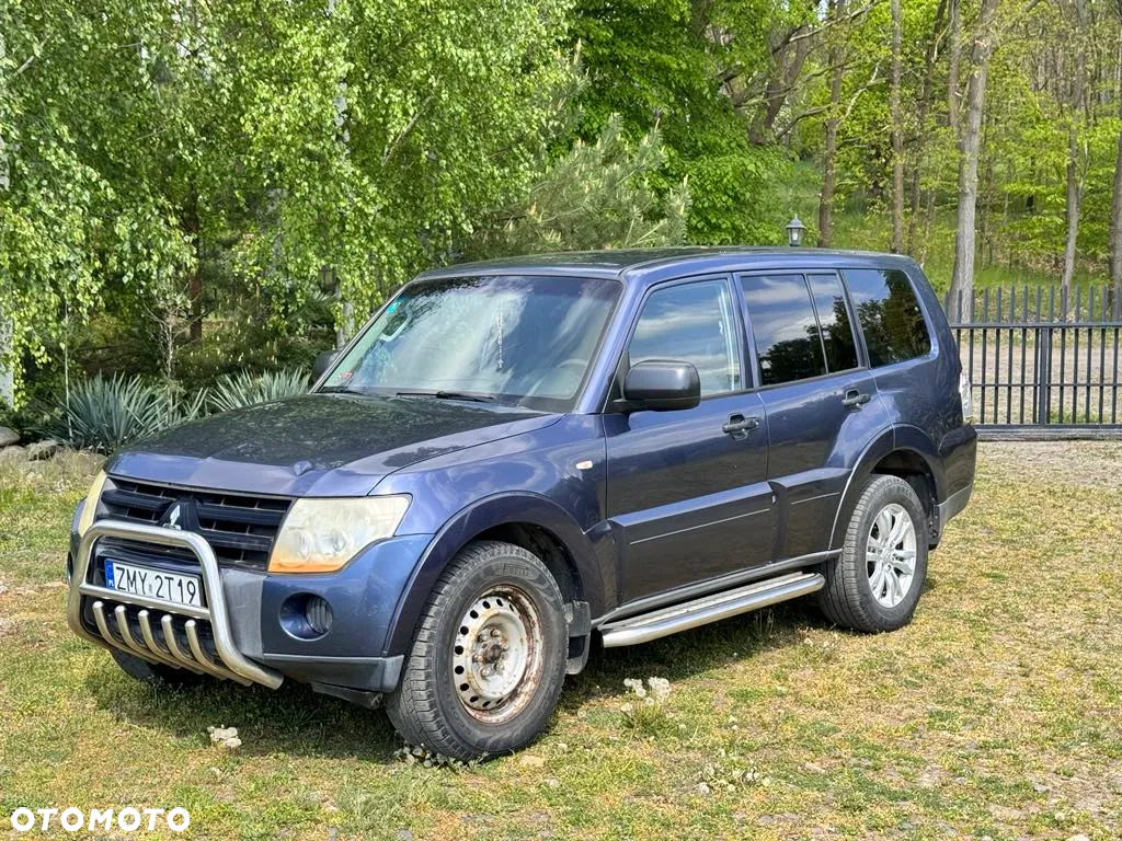 Mitsubishi Pajero - 5